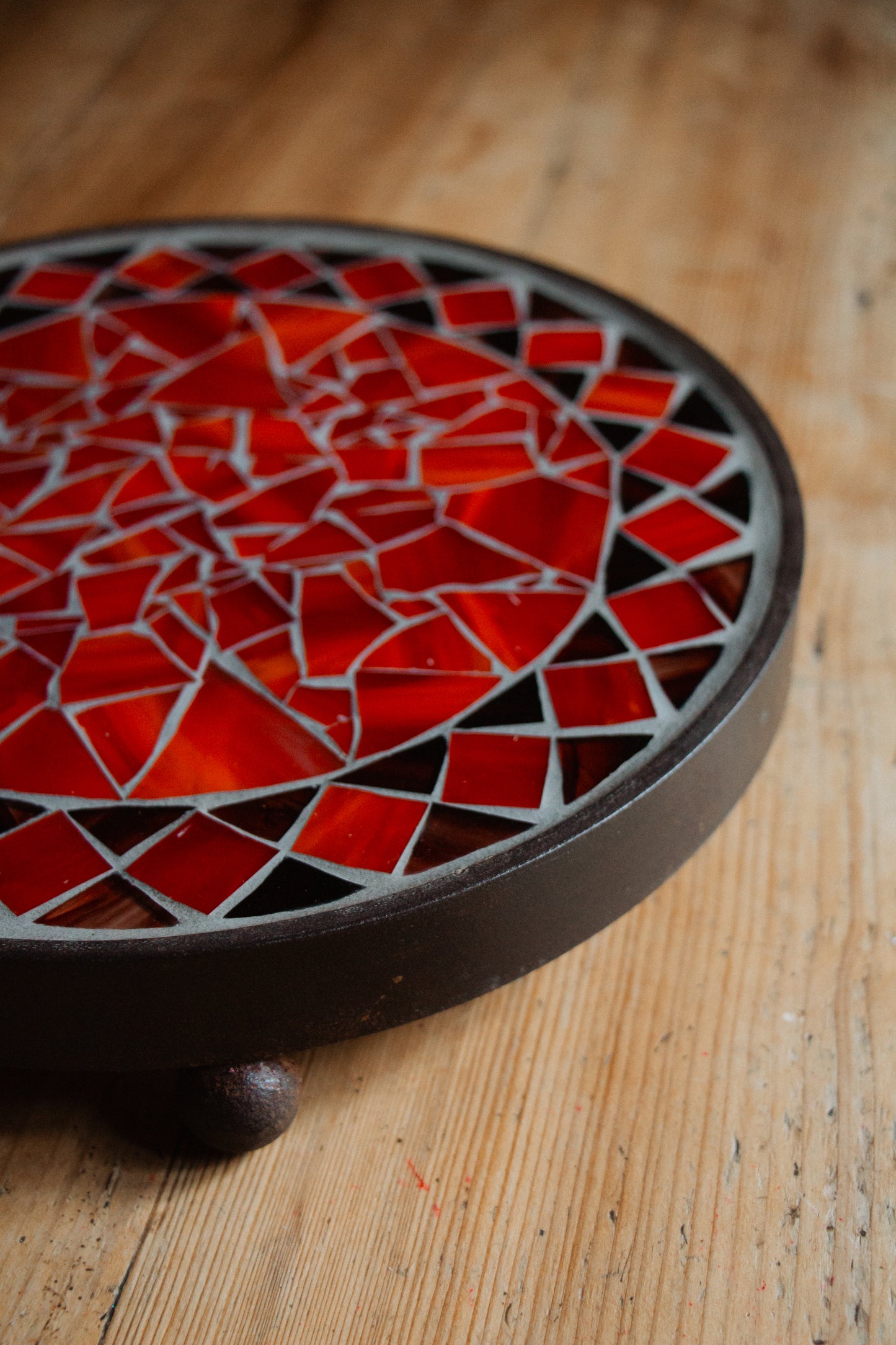 **AKTION** Runder Untersetzer mit Glasmosaik *Bistro rot*