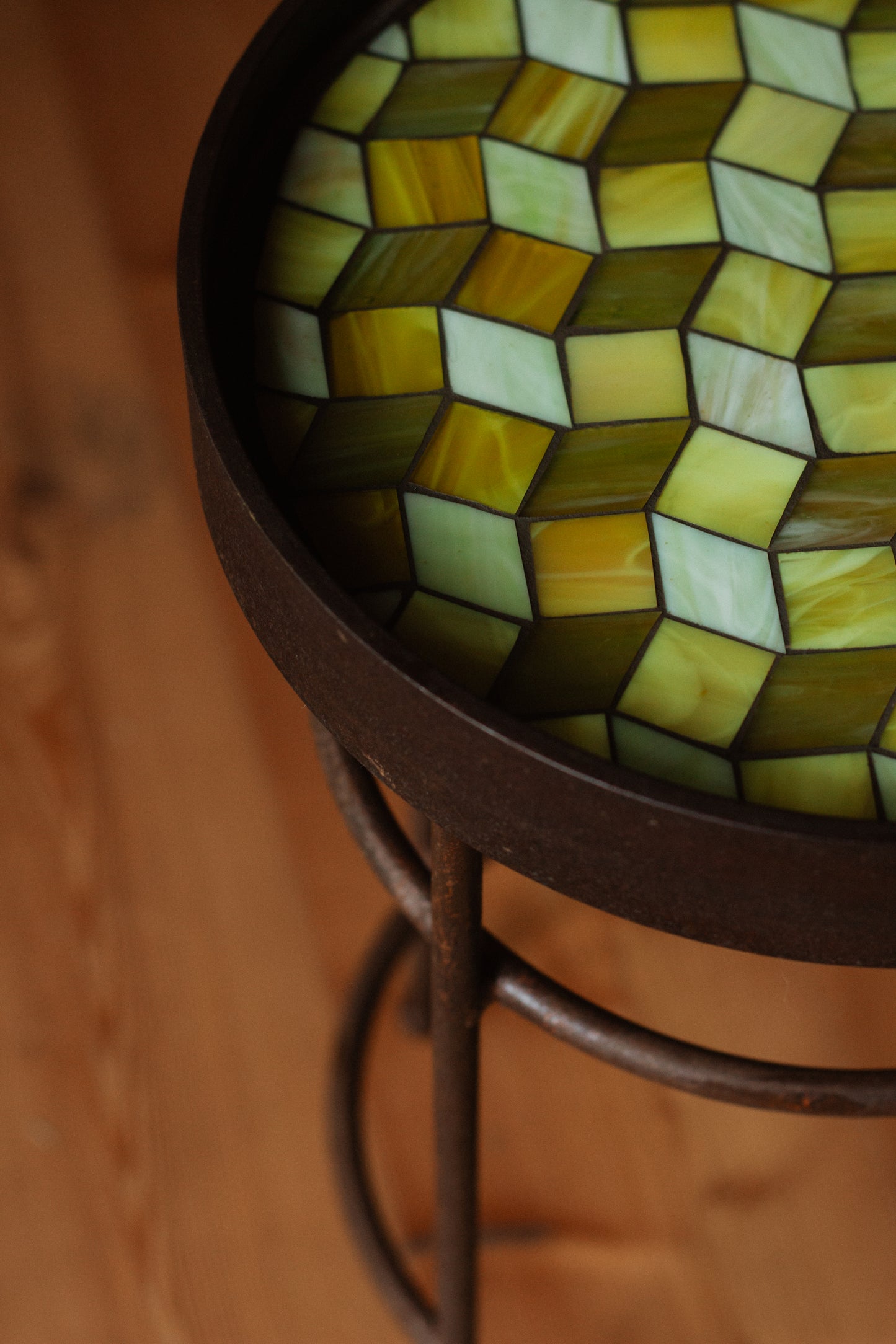 Schalen.Tisch Quitte