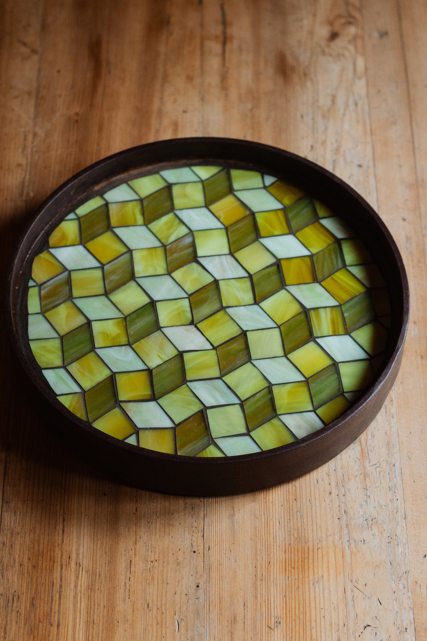 Schalen.Tisch Quitte