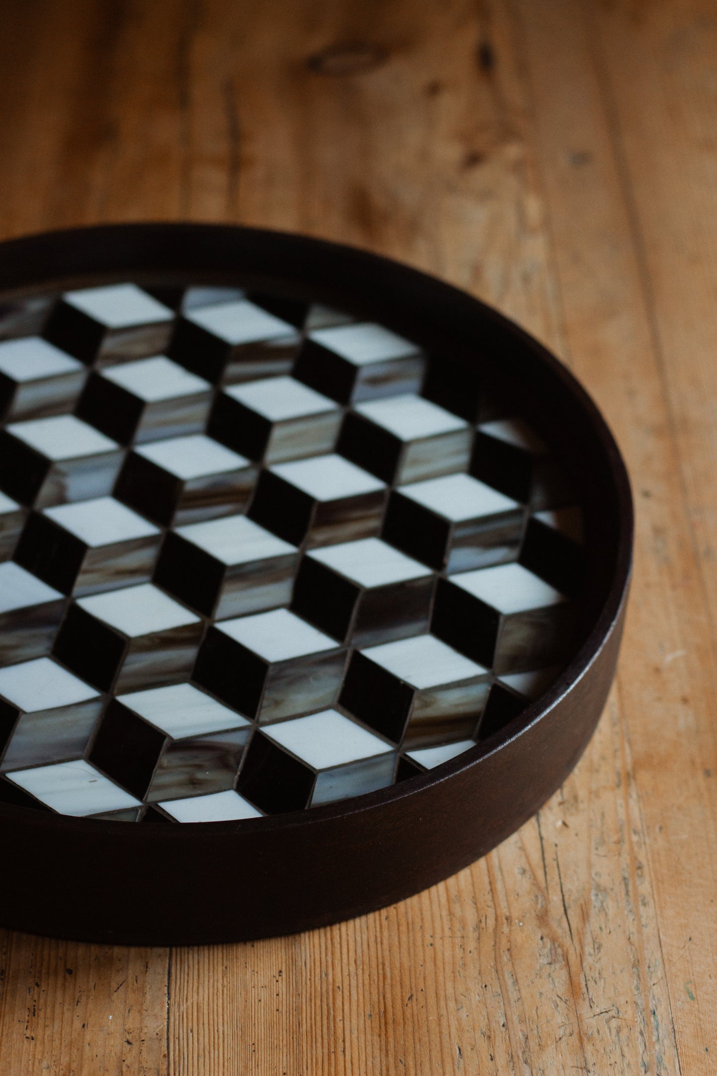 Schalen.Tisch Elfenbein-Anthrazit