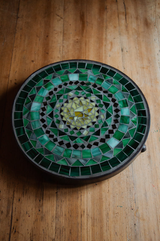 **AKTION** Runder Untersetzer mit Glasmosaik grün gelb