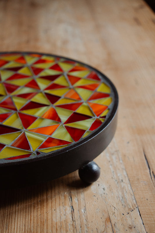 **AKTION ** Runder Untersetzer mit Glasmosaik gelb rot Dreiecke