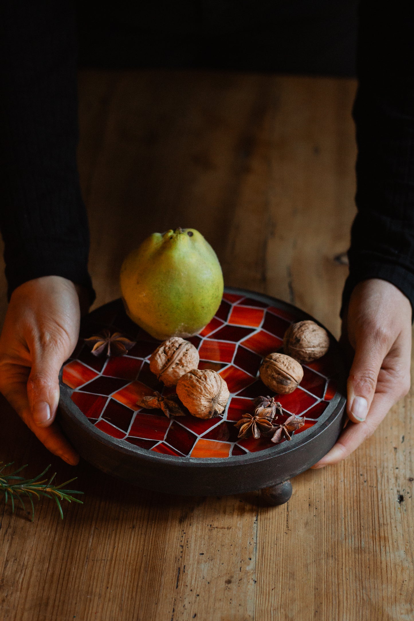 **AKTION** Runder Untersetzer mit Glasmosaik *kleiner roter*